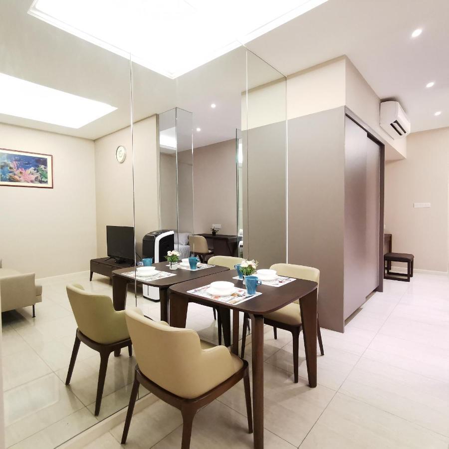 Sky Pool Elegant Suite @ Sri Hartamas Kuala Lumpur Buitenkant foto