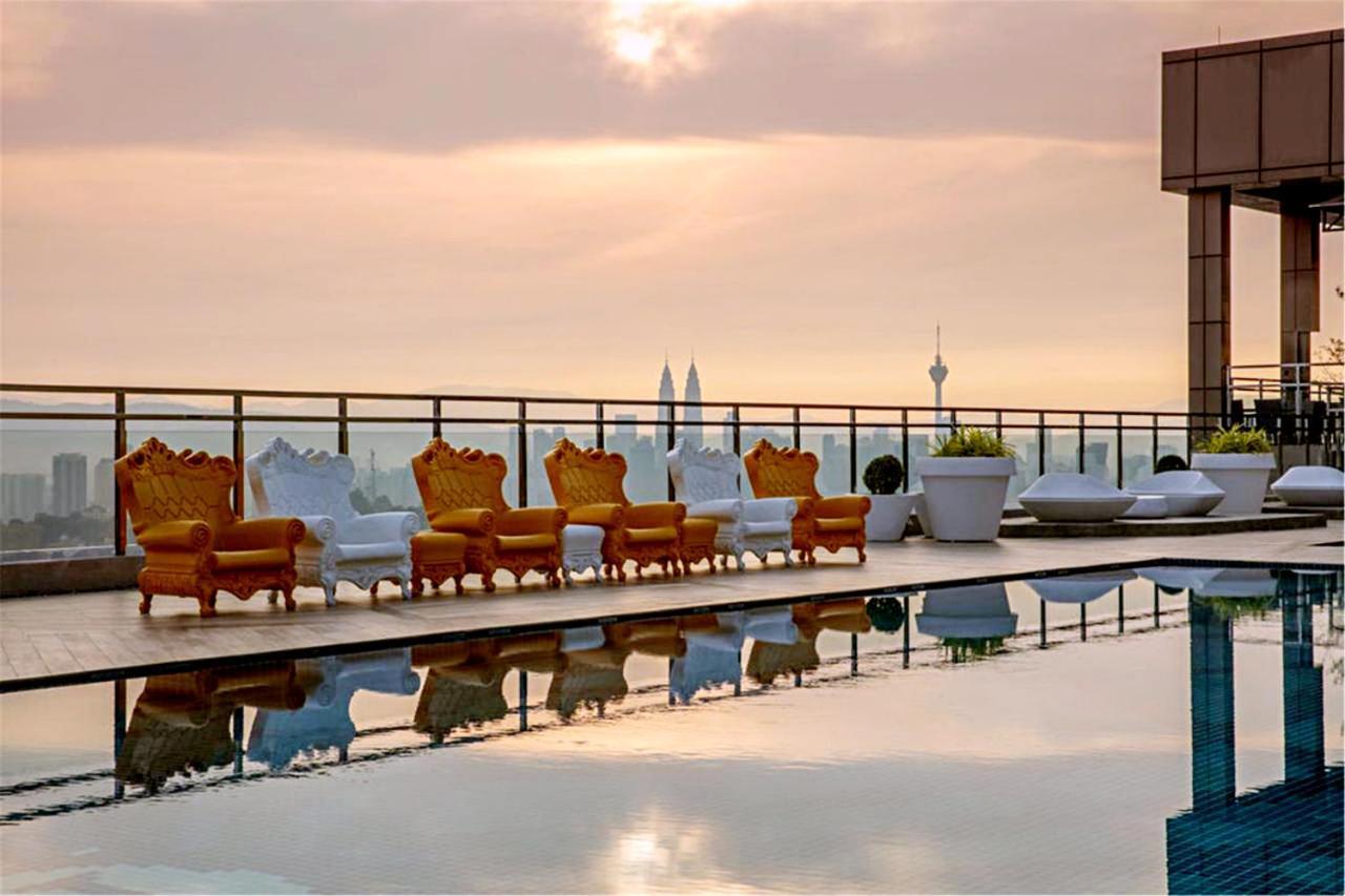 Sky Pool Elegant Suite @ Sri Hartamas Kuala Lumpur Buitenkant foto