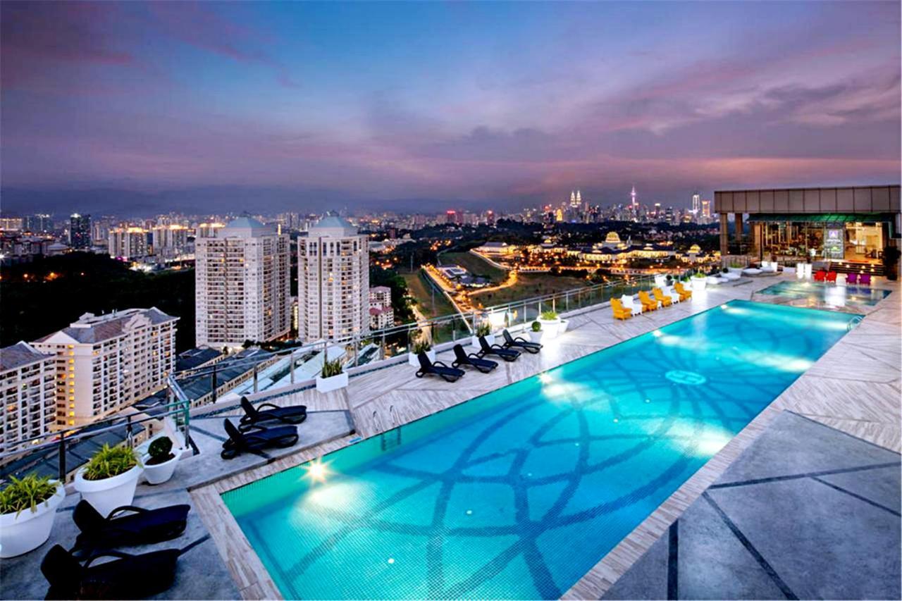 Sky Pool Elegant Suite @ Sri Hartamas Kuala Lumpur Buitenkant foto